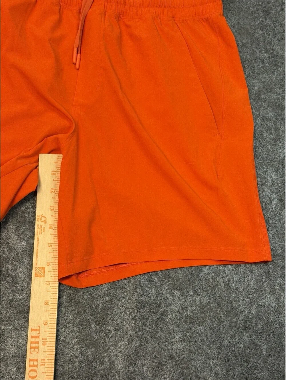 Lululemon Pace Breaker Shorts Men’s Large Orange Lined Athletic Zip Pocket